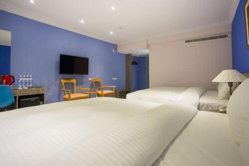 Lily Hotel Kaohsiung Exterior photo