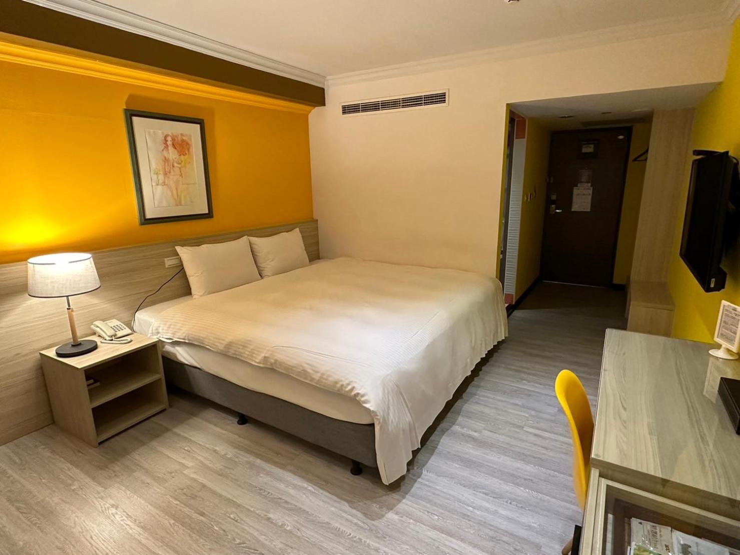 Lily Hotel Kaohsiung Exterior photo